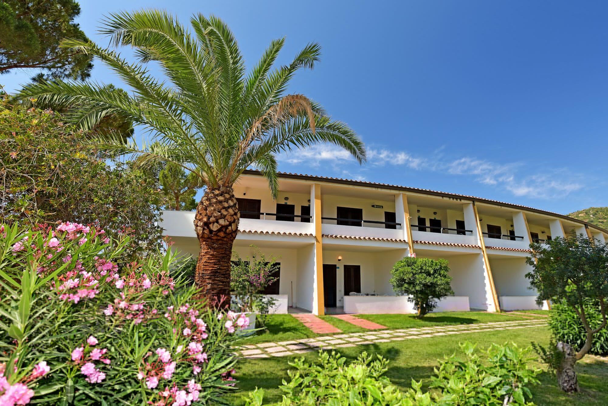 Cormoran Residence Villasimius Εξωτερικό φωτογραφία