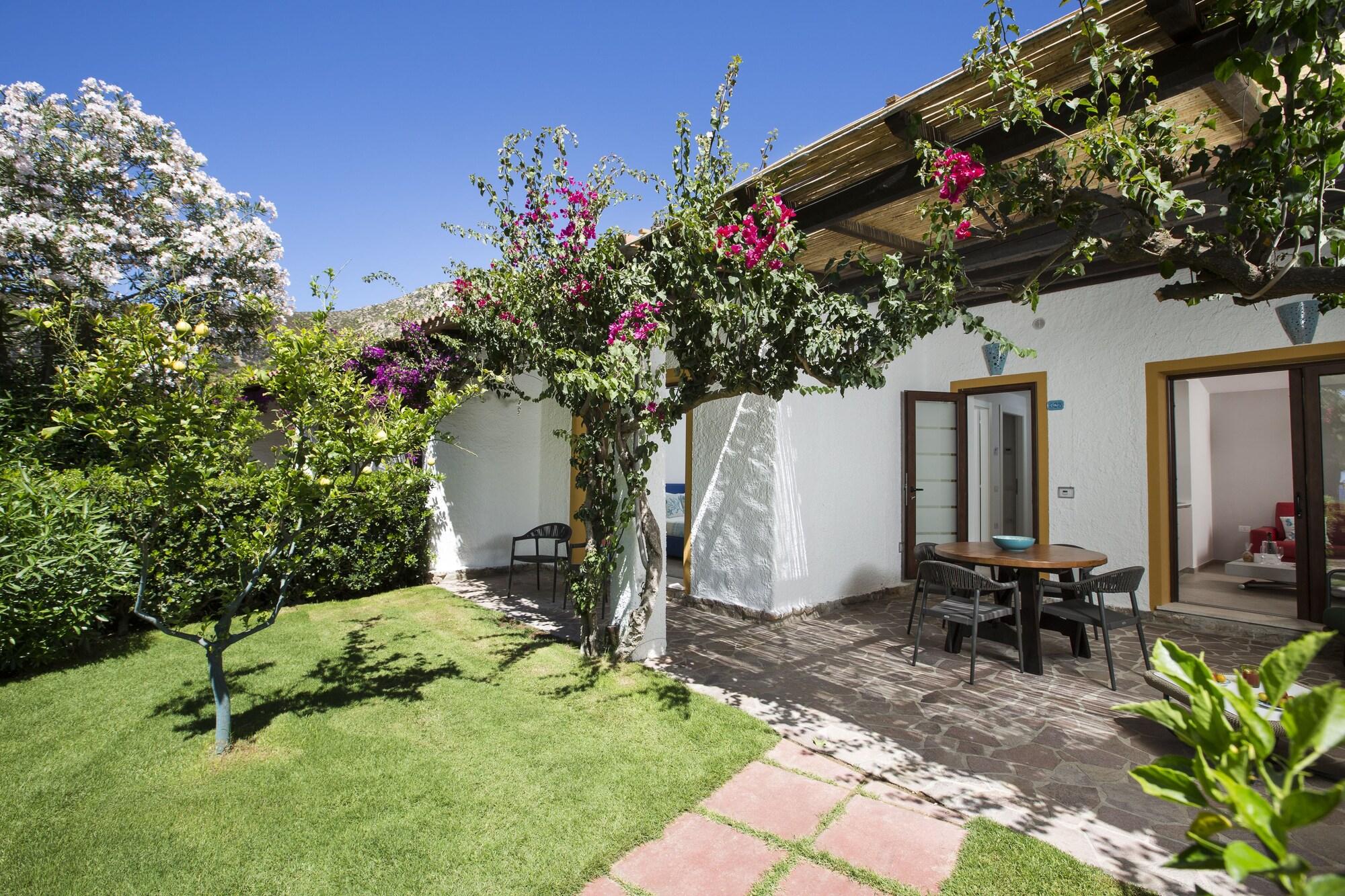 Cormoran Residence Villasimius Εξωτερικό φωτογραφία