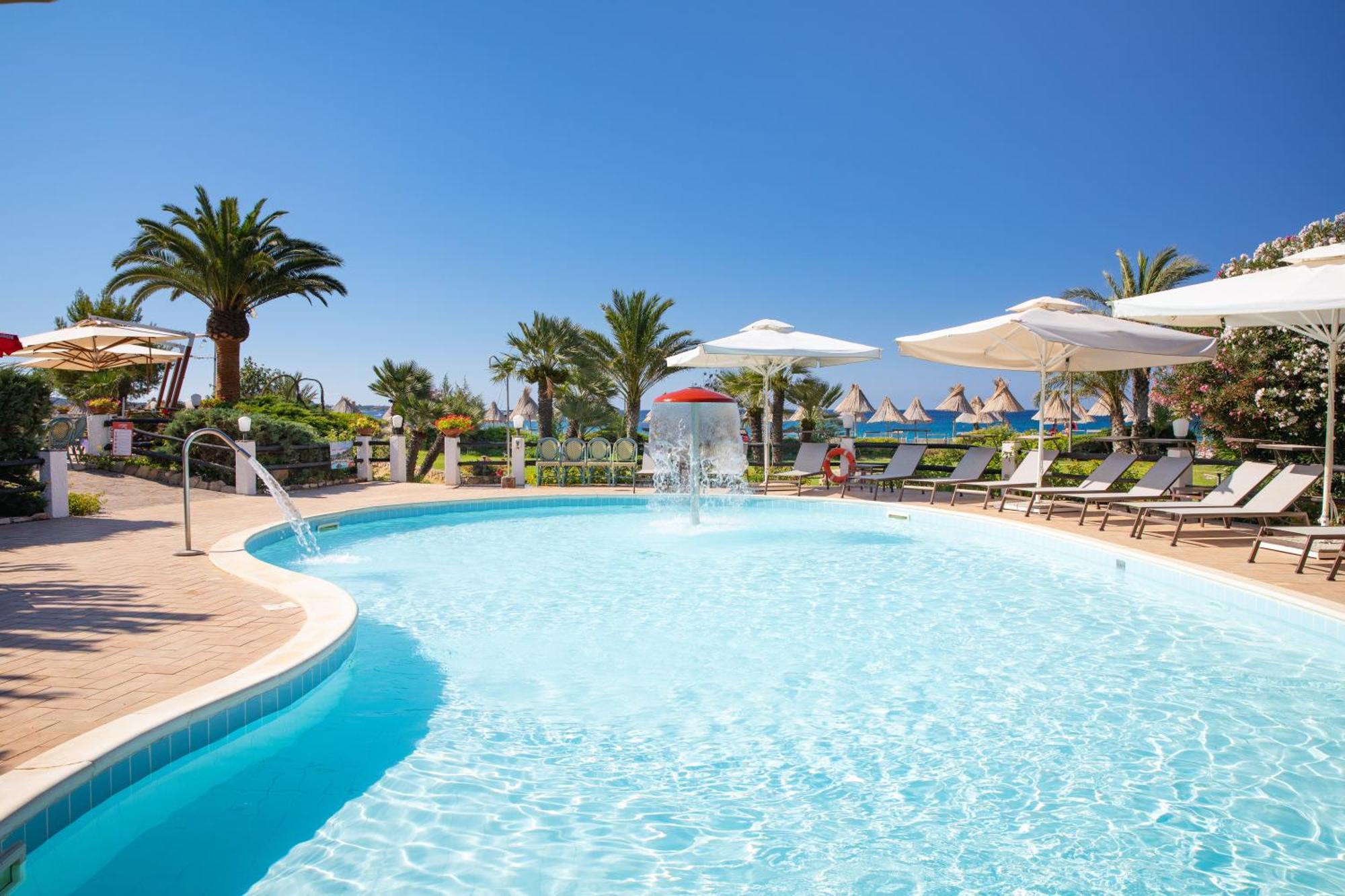 Cormoran Residence Villasimius Εξωτερικό φωτογραφία